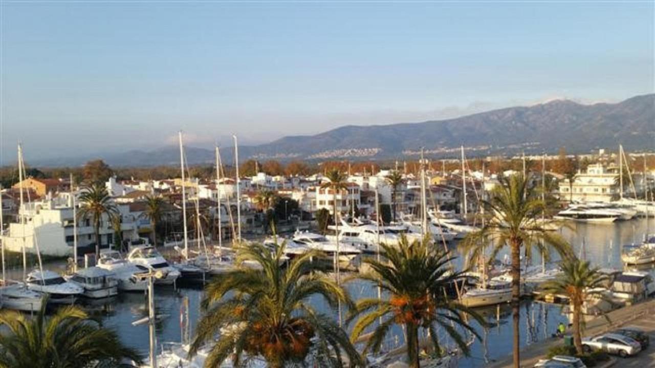 Estudio Vistas Marina Y Mar Ref 295 Empuriabrava Exterior photo